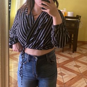 🤑Striped wrap crop top